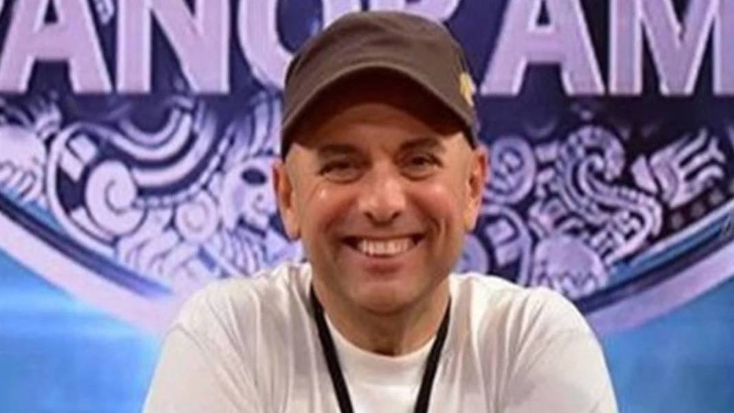 "Hamdi Bey bu muymuş?" Acun Ilıcalı kimliğini sır gibi saklamıştı! Kim olduğunu görenler gözlerine inanamadı. Hamdi Bey kim? 6